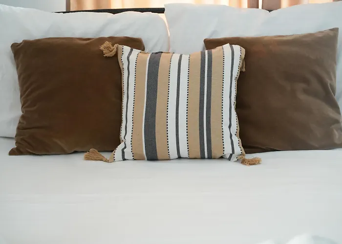 Saranda Waterside Apartments